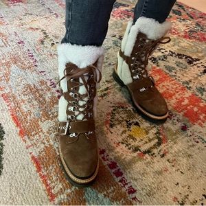 Shearling fur and leather boots 8.5